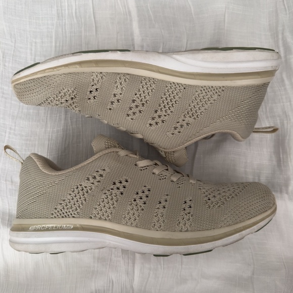 APL Runners - Picture 2 of 3